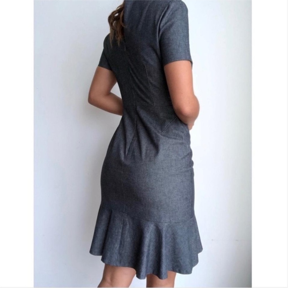 Banana Republic Blue Chambray Sheath Peplum Dress Size 4 - Picture 4 of 16